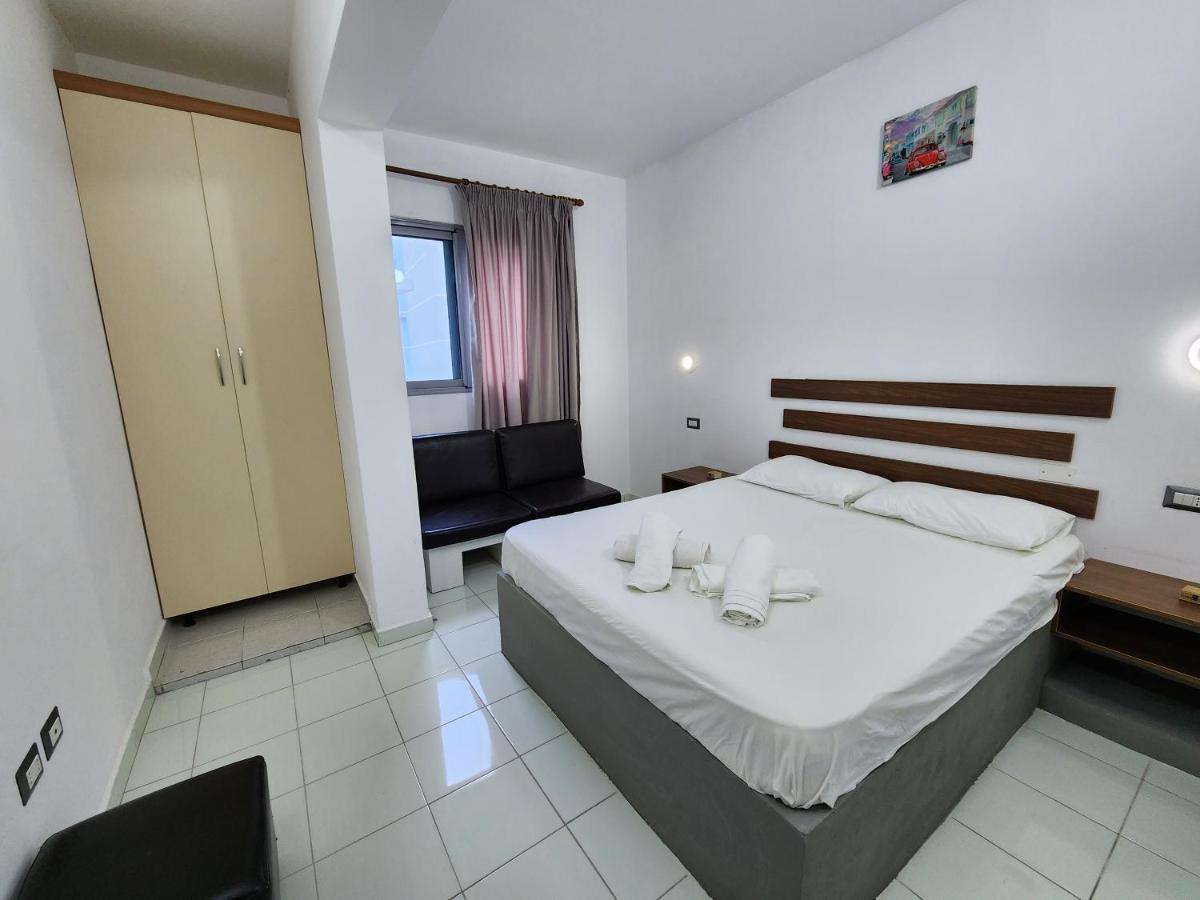 Blue Apartments Vlore Ngoại thất bức ảnh