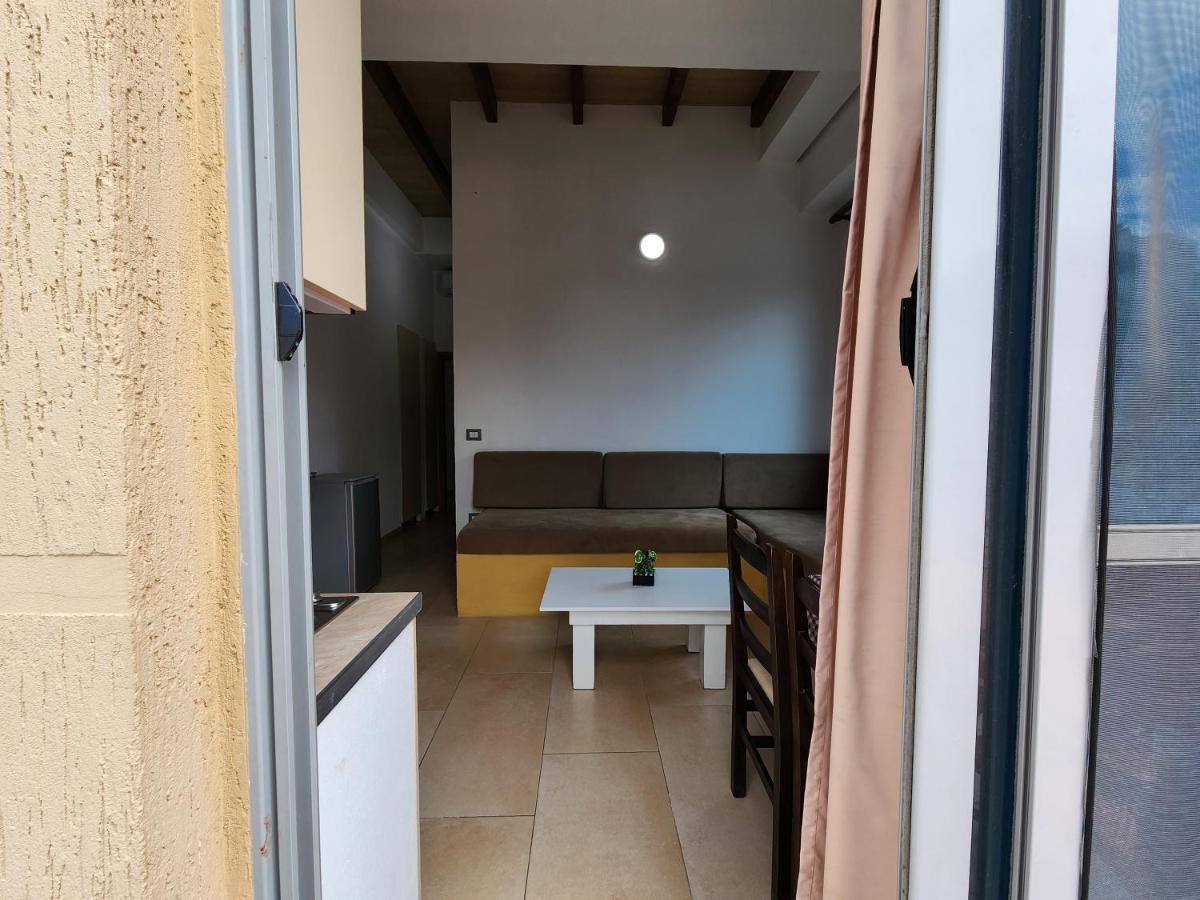 Blue Apartments Vlore Ngoại thất bức ảnh