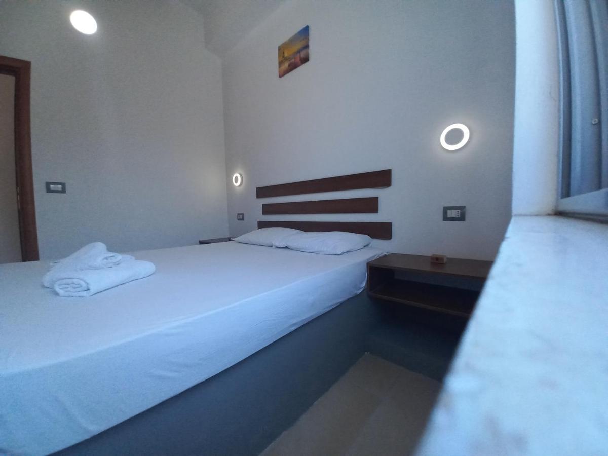 Blue Apartments Vlore Ngoại thất bức ảnh