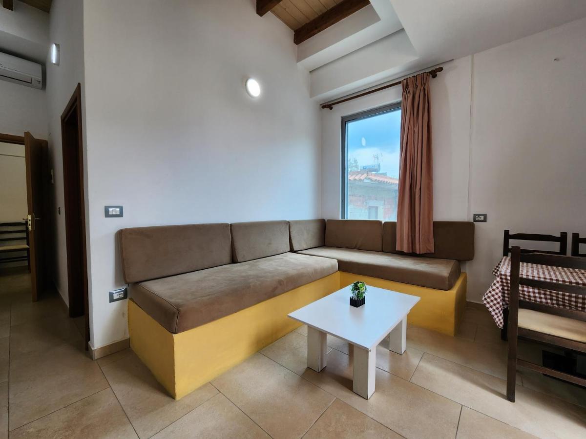 Blue Apartments Vlore Ngoại thất bức ảnh