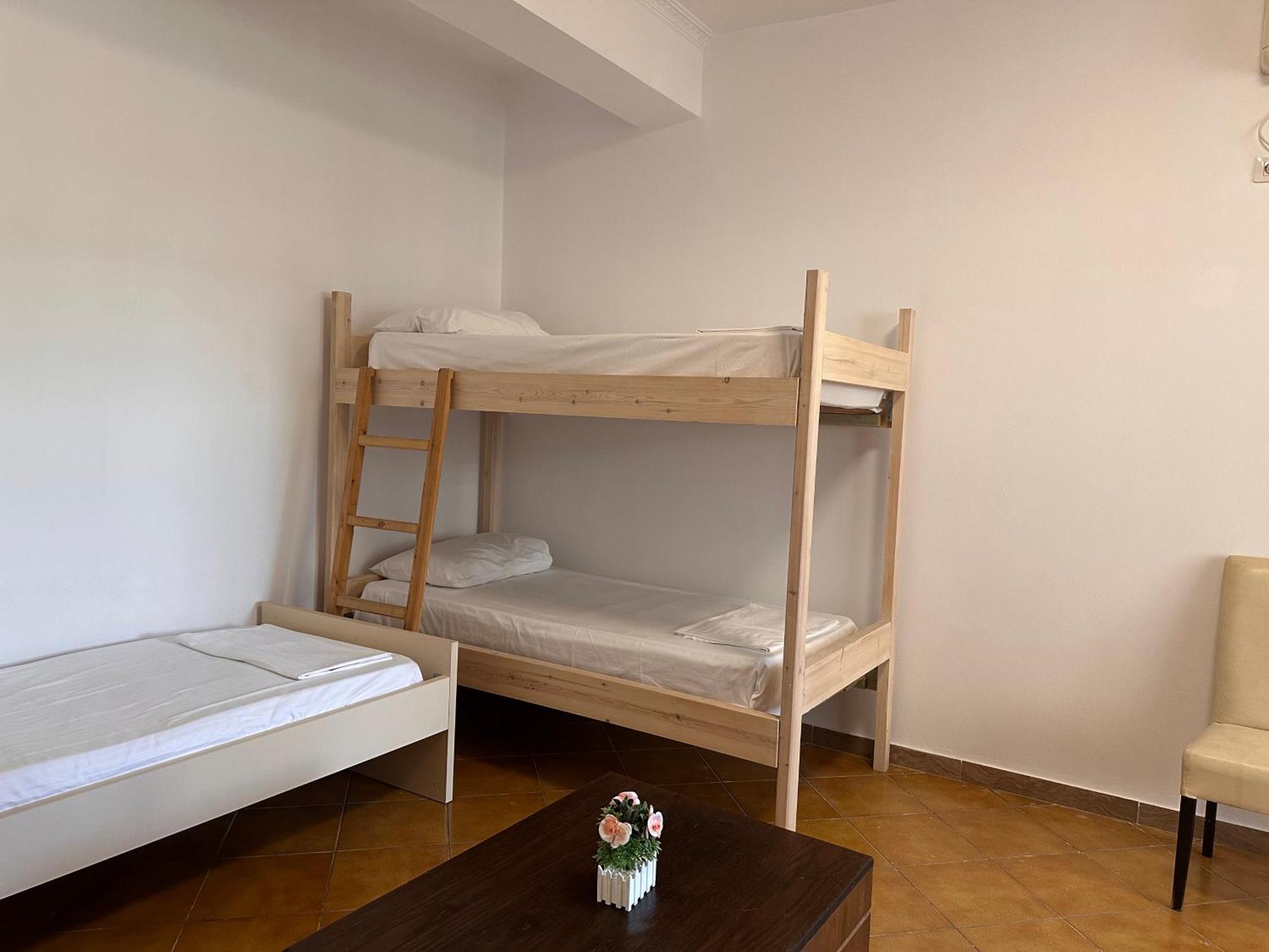 Blue Apartments Vlore Ngoại thất bức ảnh